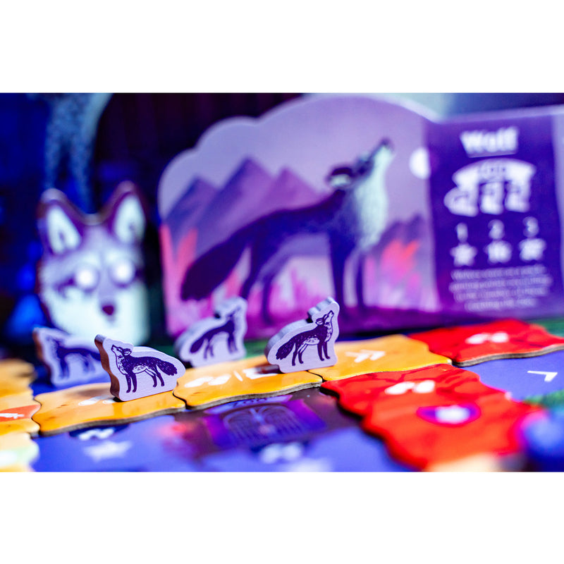Load image into Gallery viewer, Night at the Zoo Board Game - Wolf board and wolf meeples displayed. 
