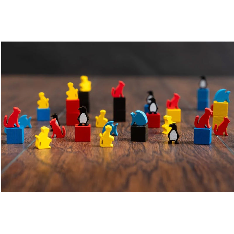 Load image into Gallery viewer, Ark Nova: Marine Worlds Expansion - sample cube an animal meeples shown in different colors.
